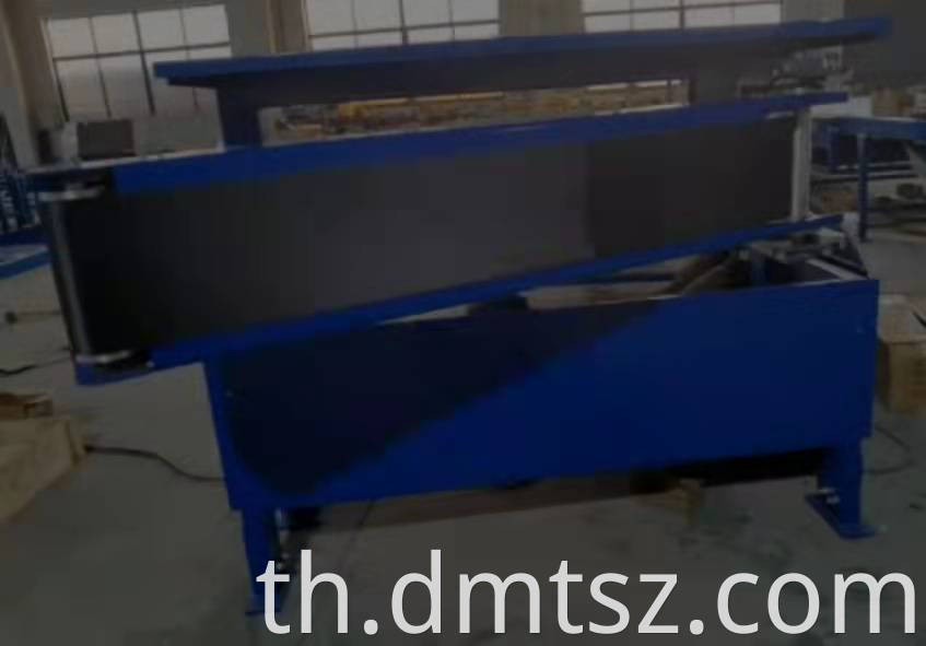 Swing Arm Type Telescopic Belt Conveyor Jpg